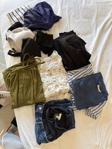 Maternity clothes bundle - size S/M