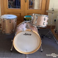 RARE Ludwig Classic Maple Champagne Sparkle Fab Outfit