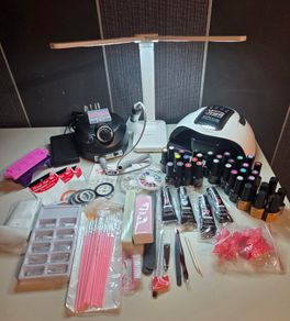 Complete gel manicure set