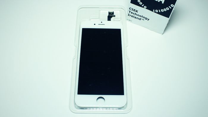 Apple iPhone 6 Replacement LCD Touch Screen Digitizer Assembly (White)