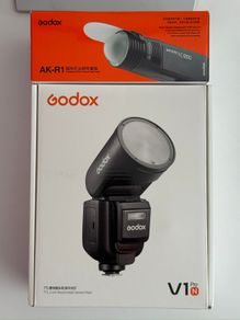Godox V1Pro N Flash for Nikon with kit