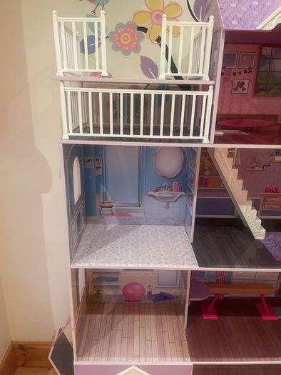 Barbie dream house