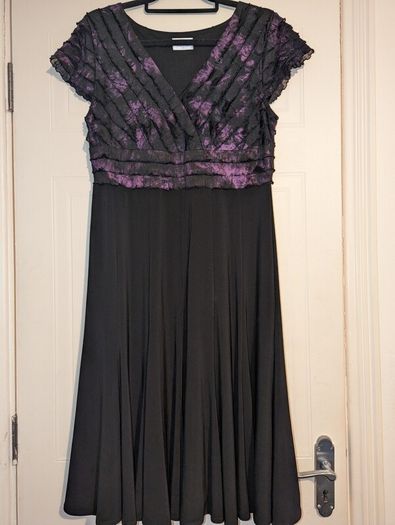 Amazing midi dress from Libra