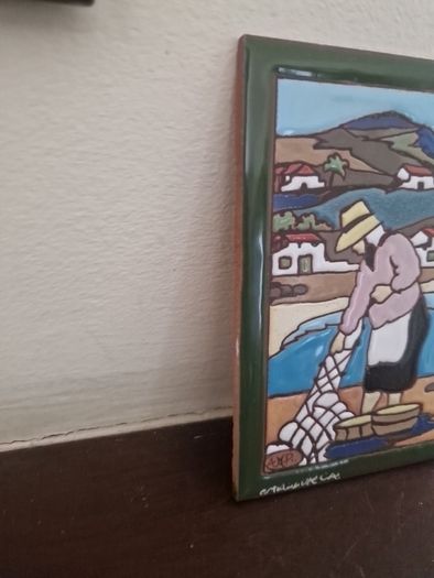 tile wall hanging