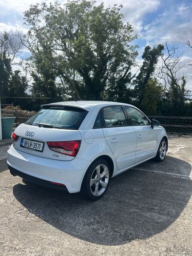 Audi A1 S tronic TFSI 1.4