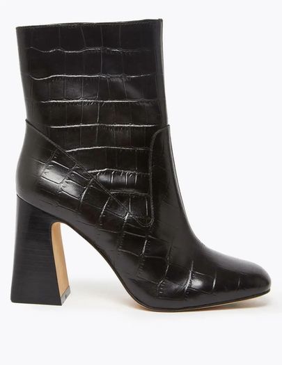 Boots/River Island  .. Size: 5 UK .. 38 EU .. Price Drop