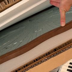 broken mirror to repair