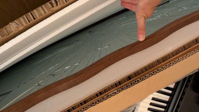 broken mirror to repair