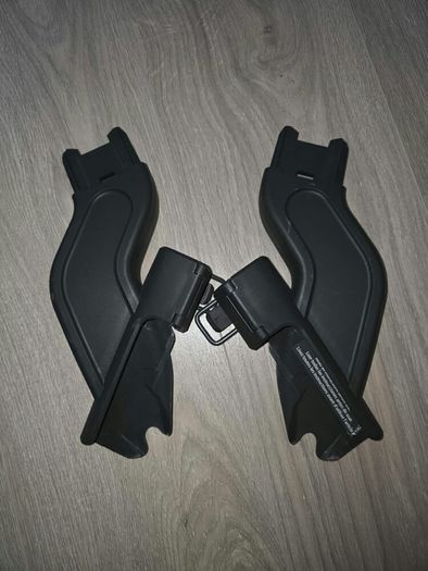 Uppababy vista lower  adaptors  for carrycot or uppababy car seat