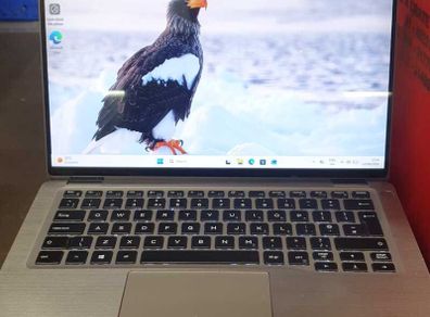 Dell Latitude 7400 2-in-1 - i5 8th Gen | 8GB RAM | Touchscreen | 256GB NVMe