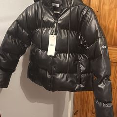 Alo puffa coat