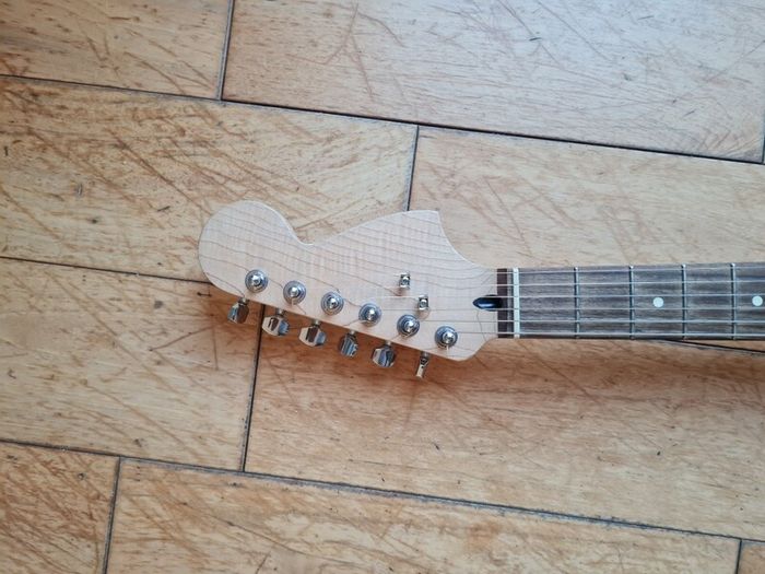 Squier Cyclone - Vintage modified