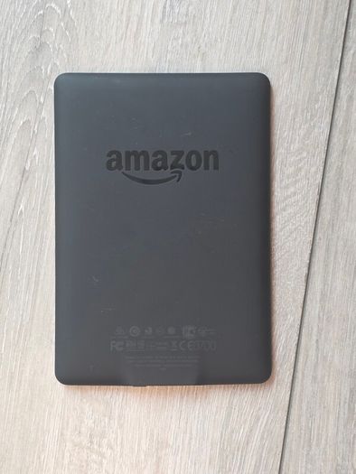 Kindle Paperwhite (Free Post)