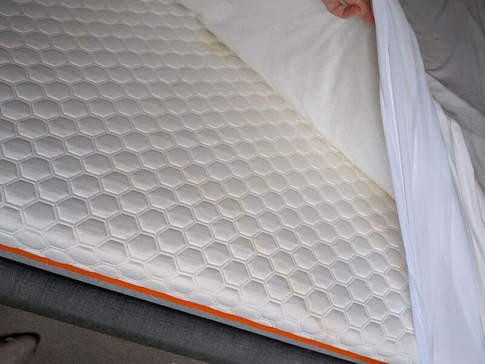 king sized bed