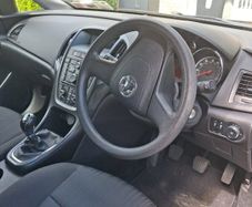 Vauxhall Astra 2011