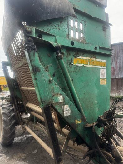 Beet harvester