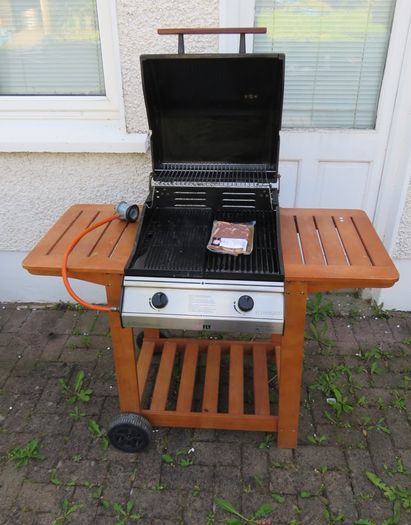 2 Burner Gas BBQ Firefly Eclipse 200