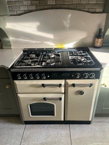 Rangemaster Classic 90 Dual Fuel Range Cooker Cream & Chrome