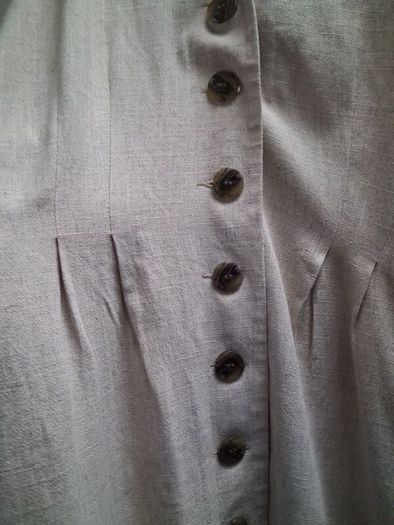 Ladies dress...Gallery..NEW