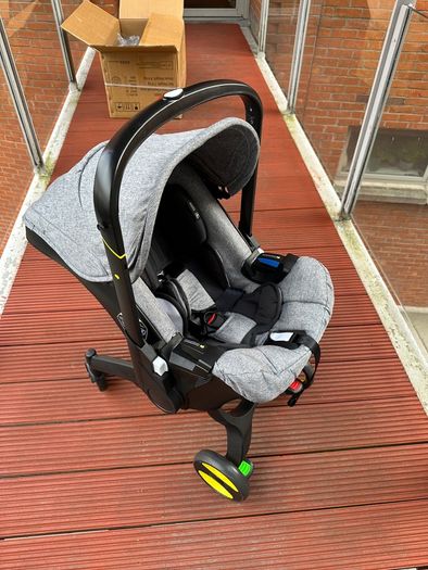 Brand new car seat / stroller / pram