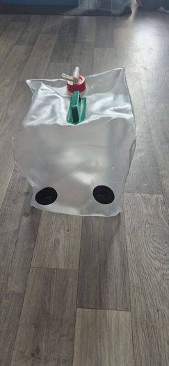 20L collapsible water container with tap