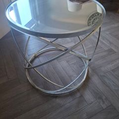 Mirror Table