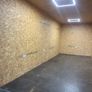 20 insulated container, fully sheeted and wired Image 4