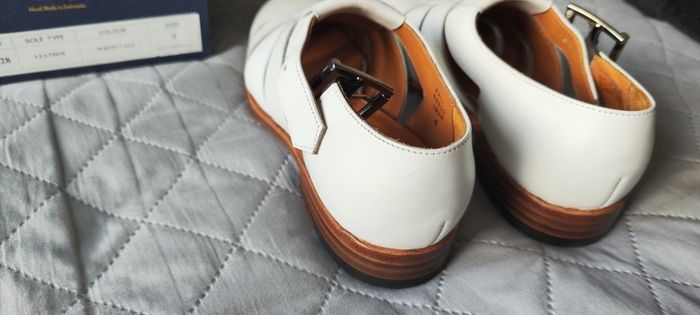 women's shoes