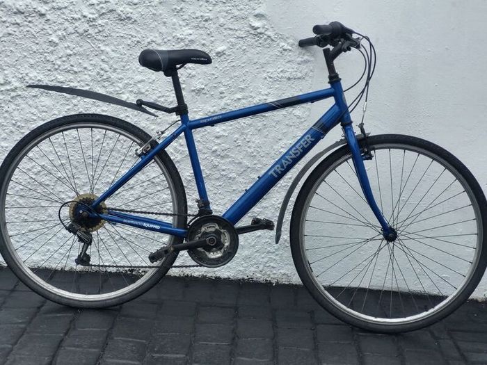 Hybrid Style Bike For Parts Or Cycle As It Is..read Add No Offers