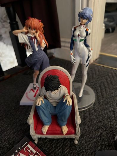 Neon Genesis Evangelion Figures and DVD