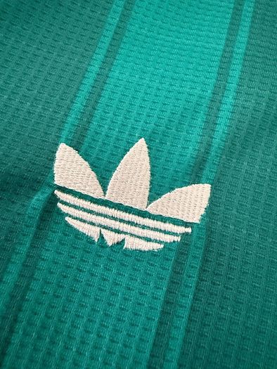 Liverpool 25/26 Adidas Third Kit Sea Green Size M
