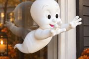 Casper Ghost Through the Window - 3D - Halloween Decor