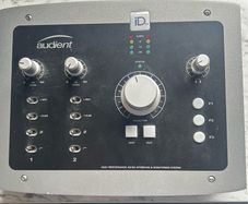 Audient id22