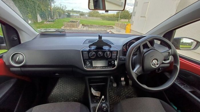 Volkswagen up! 2019