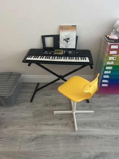 yamaha keyboard stand&chair