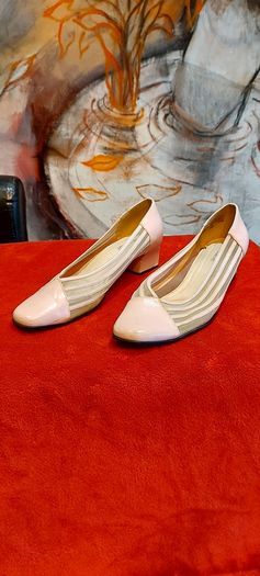 I love Comfort  Shoe's
