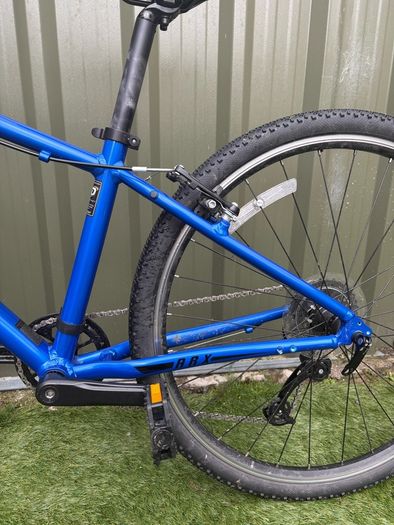 Giant 24 inch bike - perfect condition