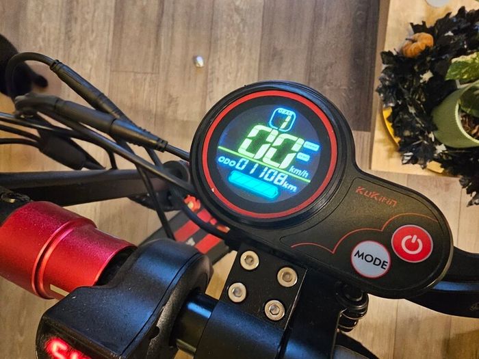 KuKirin M4 Electric Scooter