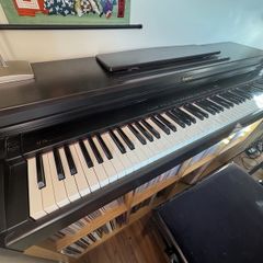 Roland HP-236 88-Key Digital Piano + Roland Sustain Pedal + Piano Bench