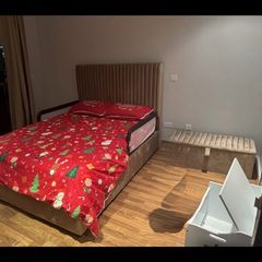 King Size bed and matching ottoman