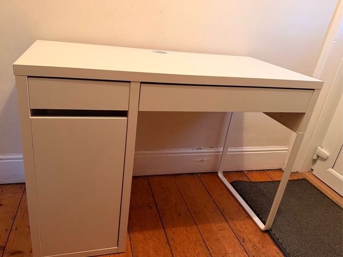 Ikea Micke desk