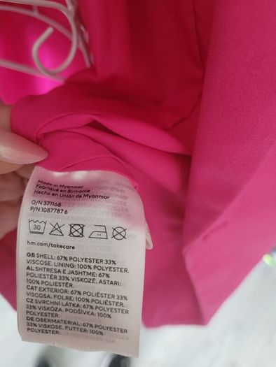 hot pink H&M blazer