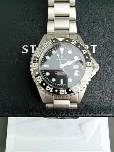 Steinhart GMT ocean one premium Mans Automatic watch