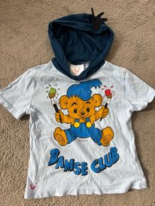T shirt with hoodie 3-5years