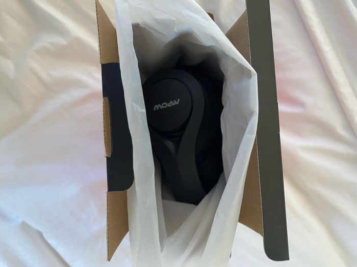 Bluetooth headphones