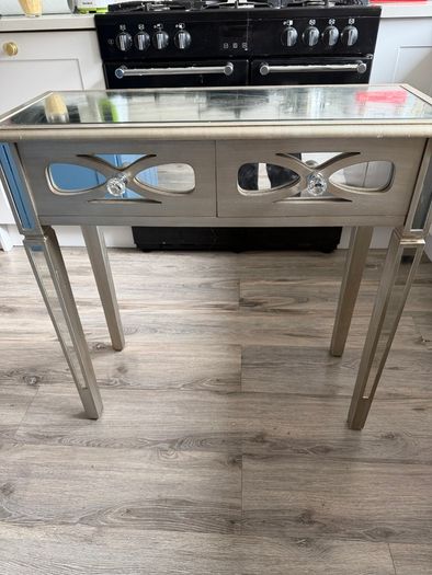 Hall table