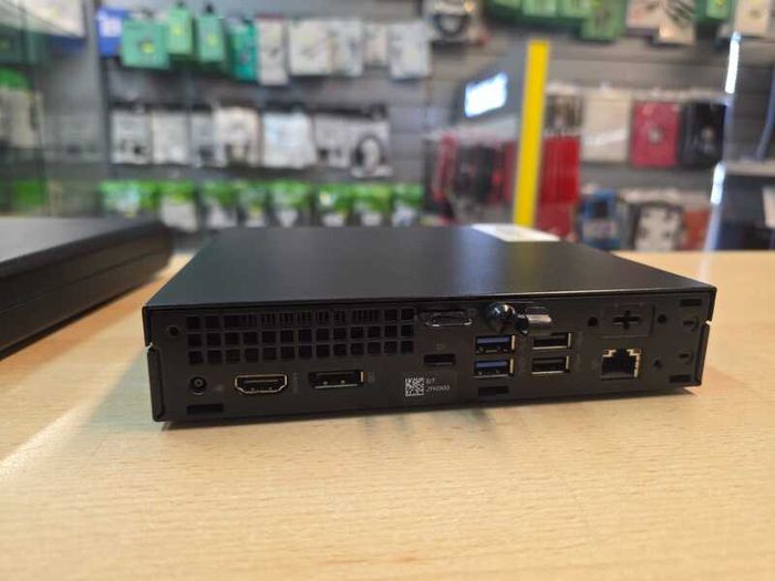 Dell D10u I5-9500t 8gb Ram 256 Ssd