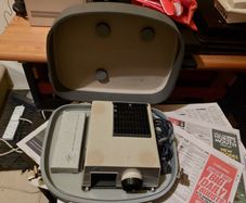 Vintage AGFA Diamator H Slide Projector, Made in Germany, in lovely case and in excellent cosmetic condition