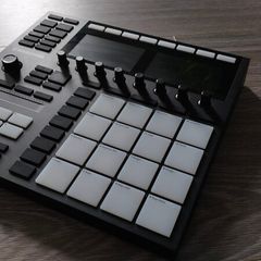 NI Maschine MK3 Groovebox