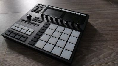 NI Maschine MK3 Groovebox